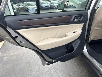 2018 Subaru Outback 3.6R Limited   - Photo 14 - West Chester, PA 19382