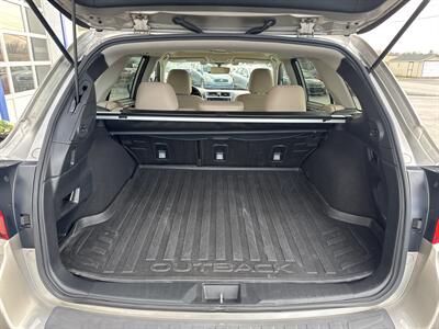 2018 Subaru Outback 3.6R Limited   - Photo 16 - West Chester, PA 19382