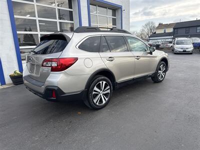2018 Subaru Outback 3.6R Limited   - Photo 5 - West Chester, PA 19382