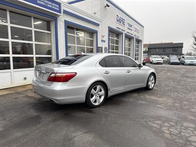 2011 Lexus LS 460   - Photo 5 - West Chester, PA 19382