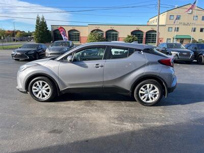 2020 Toyota C-HR LE   - Photo 9 - West Chester, PA 19382