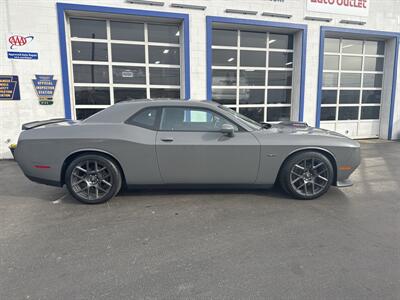 2018 Dodge Challenger R/T   - Photo 6 - West Chester, PA 19382