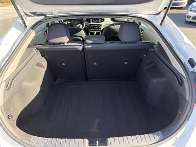 2017 Hyundai IONIQ Hybrid SEL   - Photo 10 - West Chester, PA 19382