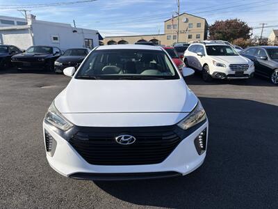2017 Hyundai IONIQ Hybrid SEL   - Photo 3 - West Chester, PA 19382