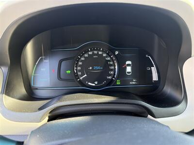 2017 Hyundai IONIQ Hybrid SEL   - Photo 8 - West Chester, PA 19382