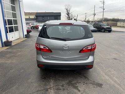 2014 Mazda Mazda5 Sport   - Photo 6 - West Chester, PA 19382