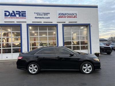 2011 Toyota Camry SE V6 - Photo 4 - West Chester, PA 19382