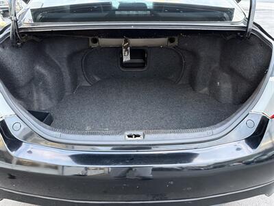 2011 Toyota Camry SE V6 - Photo 11 - West Chester, PA 19382