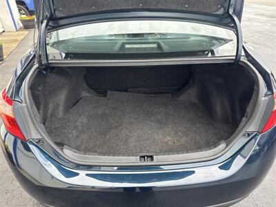 2019 Toyota Corolla L   - Photo 15 - West Chester, PA 19382