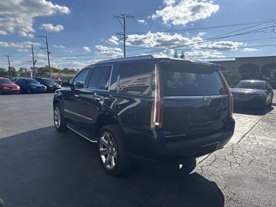 2018 Cadillac Escalade Luxury   - Photo 8 - West Chester, PA 19382