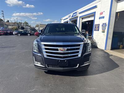 2018 Cadillac Escalade Luxury   - Photo 2 - West Chester, PA 19382