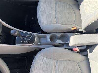 2016 Hyundai ACCENT SE - Photo 11 - West Chester, PA 19382