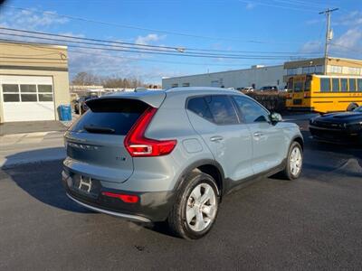 2021 Volvo XC40 T5 Momentum   - Photo 5 - West Chester, PA 19382