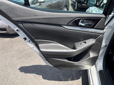 2016 Nissan Maxima 3.5 SV  SV - Photo 15 - West Chester, PA 19382