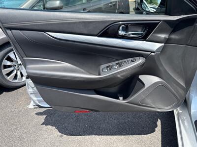 2016 Nissan Maxima 3.5 SV  SV - Photo 11 - West Chester, PA 19382
