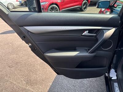 2013 Acura TL SH-AWD w/Tech  MANUAL - Photo 13 - West Chester, PA 19382