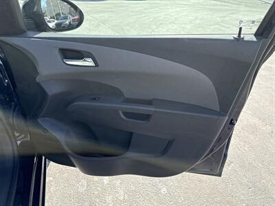 2015 Chevrolet Sonic LT Auto - Photo 16 - West Chester, PA 19382