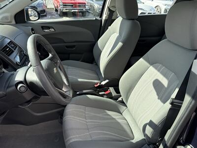 2015 Chevrolet Sonic LT Auto - Photo 11 - West Chester, PA 19382