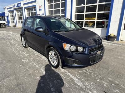 2015 Chevrolet Sonic LT Auto - Photo 2 - West Chester, PA 19382