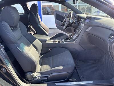 2015 Hyundai Genesis Coupe 3.8   - Photo 20 - West Chester, PA 19382