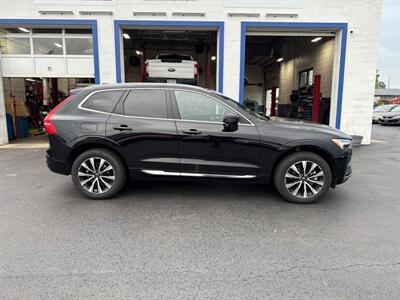 2023 Volvo XC60 B5 Plus Bright Theme   - Photo 4 - West Chester, PA 19382