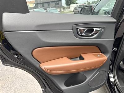 2023 Volvo XC60 B5 Plus Bright Theme   - Photo 12 - West Chester, PA 19382