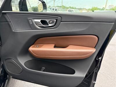 2023 Volvo XC60 B5 Plus Bright Theme   - Photo 16 - West Chester, PA 19382
