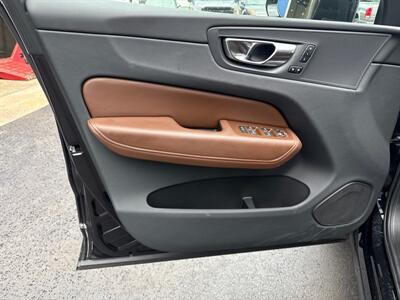 2023 Volvo XC60 B5 Plus Bright Theme   - Photo 9 - West Chester, PA 19382