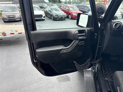 2012 Jeep Wrangler Sport   - Photo 9 - West Chester, PA 19382