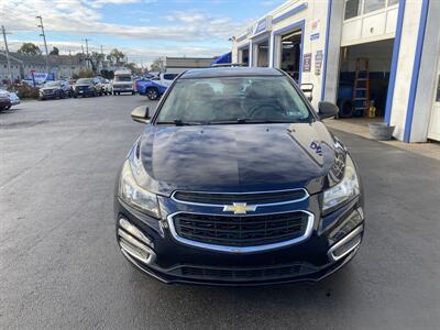 2015 Chevrolet Cruze LS Auto - Photo 2 - West Chester, PA 19382