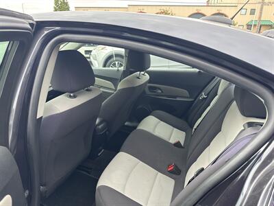 2015 Chevrolet Cruze LS Auto   - Photo 9 - West Chester, PA 19382
