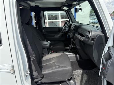 2015 Jeep Wrangler Unlimited Sport   - Photo 20 - West Chester, PA 19382