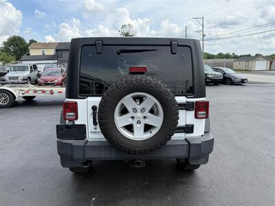 2015 Jeep Wrangler Unlimited Sport   - Photo 8 - West Chester, PA 19382