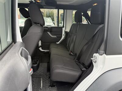 2015 Jeep Wrangler Unlimited Sport   - Photo 17 - West Chester, PA 19382