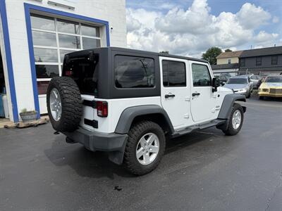 2015 Jeep Wrangler Unlimited Sport   - Photo 7 - West Chester, PA 19382