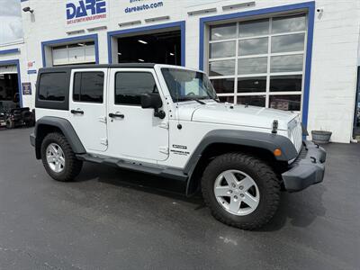 2015 Jeep Wrangler Unlimited Sport   - Photo 5 - West Chester, PA 19382