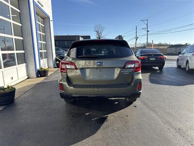 2017 Subaru Outback 3.6R Limited - Photo 6 - West Chester, PA 19382
