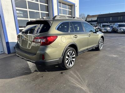 2017 Subaru Outback 3.6R Limited - Photo 5 - West Chester, PA 19382