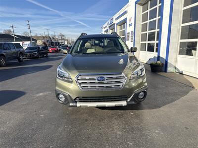 2017 Subaru Outback 3.6R Limited - Photo 2 - West Chester, PA 19382