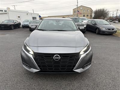 2023 Nissan Altima 2.5 SV - Photo 2 - West Chester, PA 19382