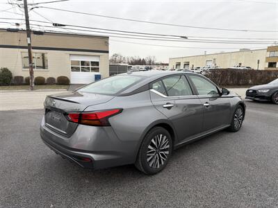 2023 Nissan Altima 2.5 SV - Photo 5 - West Chester, PA 19382