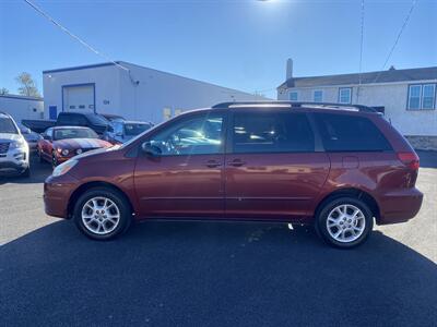 2004 Toyota Sienna LE 7 Passenger - Photo 8 - West Chester, PA 19382