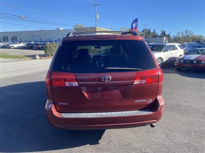 2004 Toyota Sienna LE 7 Passenger - Photo 6 - West Chester, PA 19382
