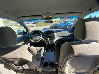 2004 Toyota Sienna LE 7 Passenger - Photo 15 - West Chester, PA 19382