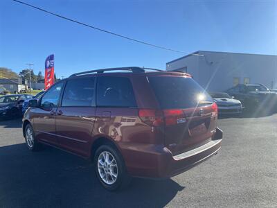 2004 Toyota Sienna LE 7 Passenger - Photo 7 - West Chester, PA 19382