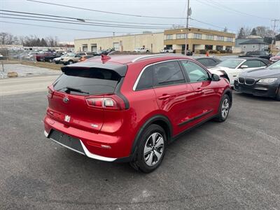 2019 Kia Niro EX   - Photo 3 - West Chester, PA 19382