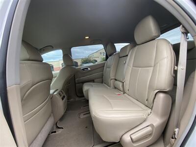 2013 Nissan Pathfinder SV   - Photo 6 - West Chester, PA 19382