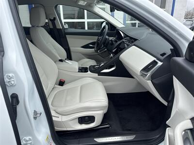 2023 Jaguar E-PACE P250 SE - Photo 23 - West Chester, PA 19382