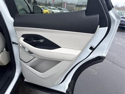 2023 Jaguar E-PACE P250 SE - Photo 19 - West Chester, PA 19382