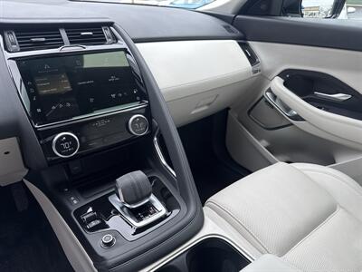 2023 Jaguar E-PACE P250 SE - Photo 13 - West Chester, PA 19382